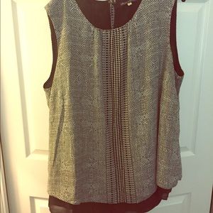 Black and white short sleeve blouse